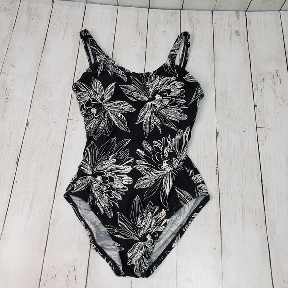 Speedo Other - Speedo Black White Floral One Piece Swimsuit Sz 8